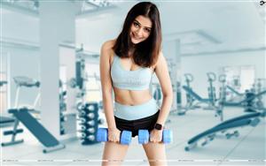 Fitness freak Payal Rajput looks hot in gym wears